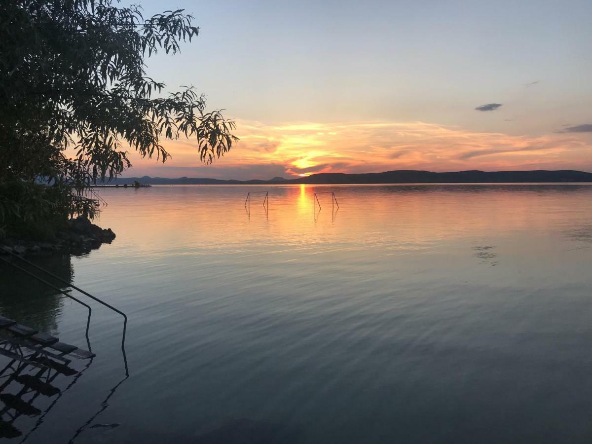 Sunny Private Beach Balatonlelle Dış mekan fotoğraf